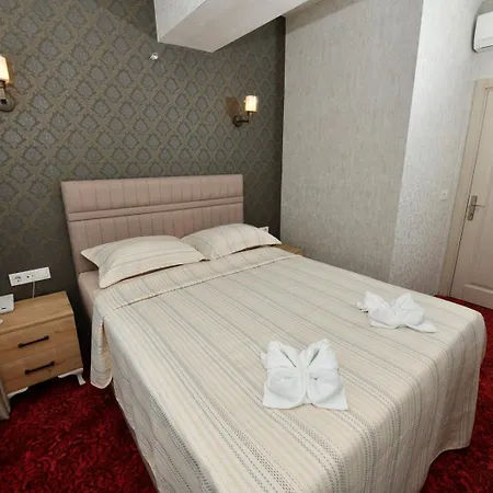 فندق Sea Moon 2*