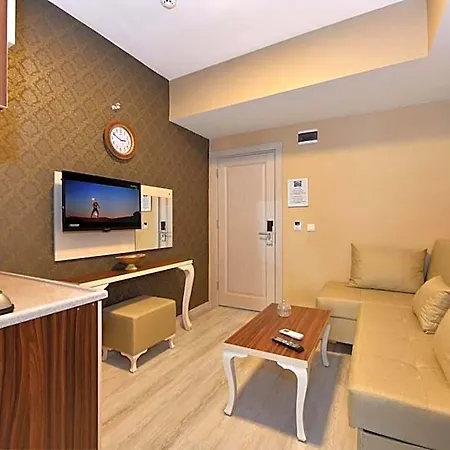 Sea Moon 3*