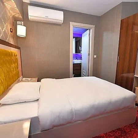 Sea Moon Hotel