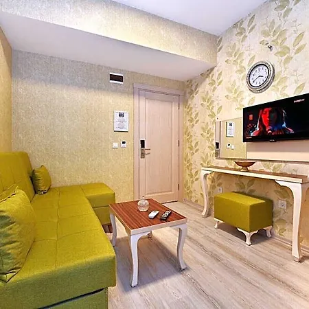 Sea Moon 3*