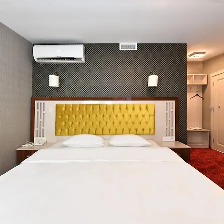 Sea Moon Hotel